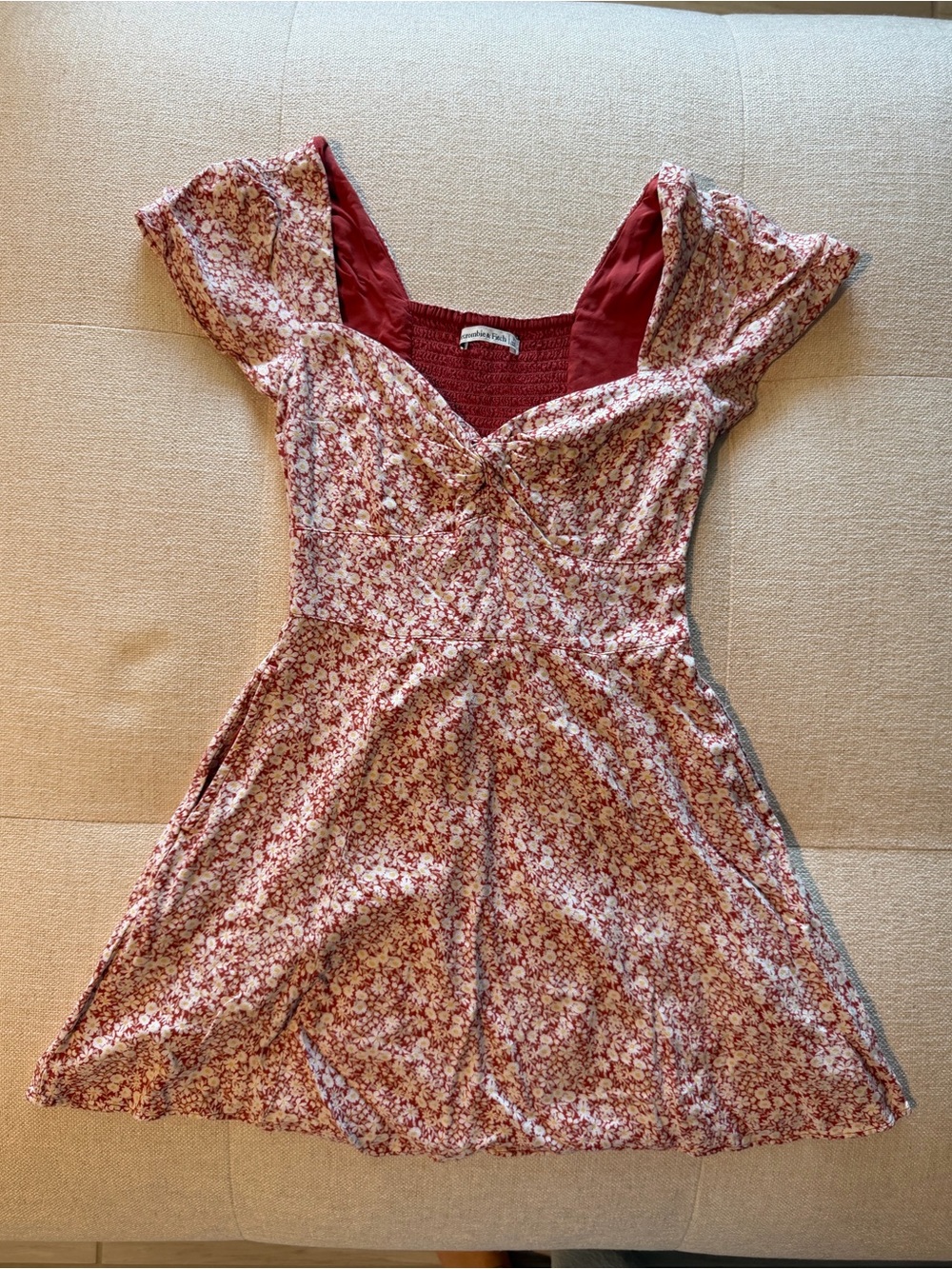 Abercrombie & Fitch Red Floral Mini Dress - Picture 1 of 3